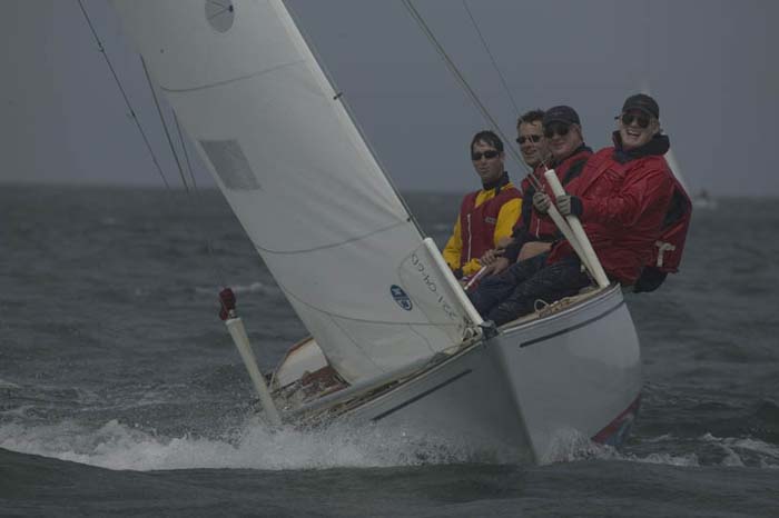 100_7646 - sail 221